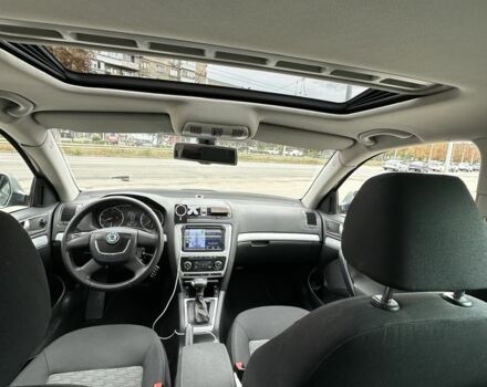 Серый Шкода Октавия, объемом двигателя 1.2 л и пробегом 320 тыс. км за 6400 $, фото 7 на Automoto.ua