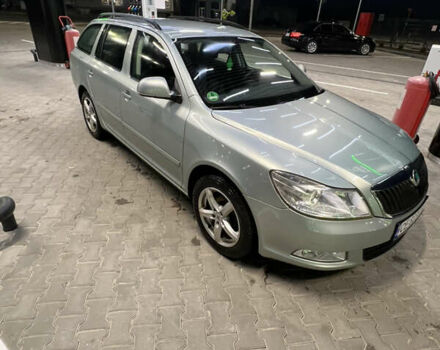 Серый Шкода Октавия, объемом двигателя 1.2 л и пробегом 122 тыс. км за 7200 $, фото 3 на Automoto.ua