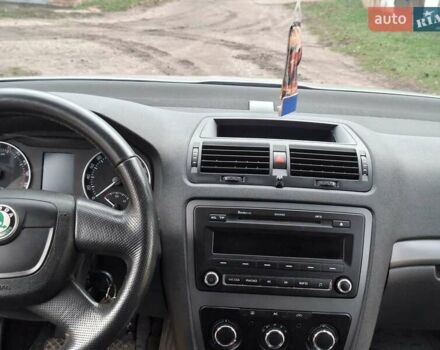 Серый Шкода Октавия, объемом двигателя 1.6 л и пробегом 268 тыс. км за 7500 $, фото 11 на Automoto.ua