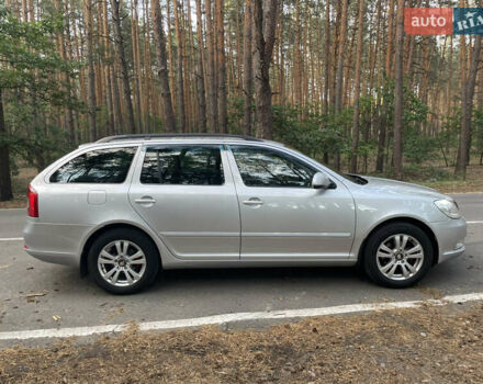 Серый Шкода Октавия, объемом двигателя 1.6 л и пробегом 295 тыс. км за 6800 $, фото 1 на Automoto.ua