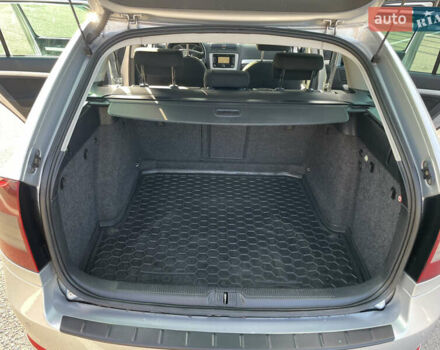 Серый Шкода Октавия, объемом двигателя 1.6 л и пробегом 295 тыс. км за 6800 $, фото 26 на Automoto.ua