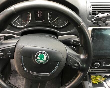 Серый Шкода Октавия, объемом двигателя 1.6 л и пробегом 275 тыс. км за 8400 $, фото 13 на Automoto.ua