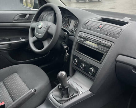 Сірий Шкода Октавія, об'ємом двигуна 1.4 л та пробігом 175 тис. км за 7000 $, фото 18 на Automoto.ua