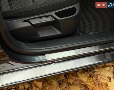 Серый Шкода Октавия, объемом двигателя 1.6 л и пробегом 280 тыс. км за 8000 $, фото 20 на Automoto.ua