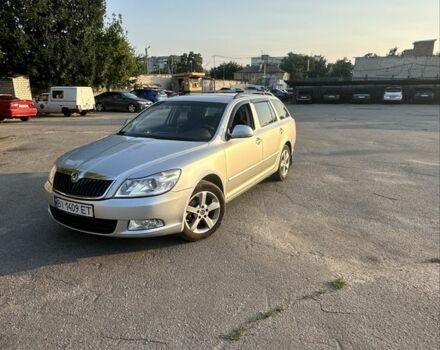 Серый Шкода Октавия, объемом двигателя 1.6 л и пробегом 304 тыс. км за 7550 $, фото 2 на Automoto.ua