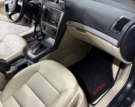 Серый Шкода Октавия, объемом двигателя 1.6 л и пробегом 307 тыс. км за 6300 $, фото 4 на Automoto.ua