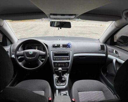 Сірий Шкода Октавія, об'ємом двигуна 1.8 л та пробігом 276 тис. км за 7950 $, фото 14 на Automoto.ua