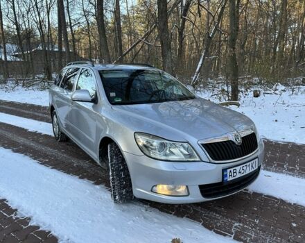 Серый Шкода Октавия, объемом двигателя 2 л и пробегом 270 тыс. км за 8800 $, фото 2 на Automoto.ua