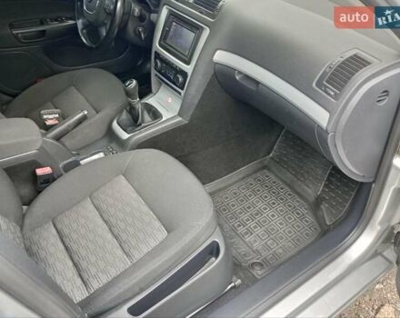 Серый Шкода Октавия, объемом двигателя 1.6 л и пробегом 269 тыс. км за 8600 $, фото 30 на Automoto.ua