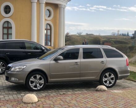 Серый Шкода Октавия, объемом двигателя 1.6 л и пробегом 275 тыс. км за 8400 $, фото 8 на Automoto.ua