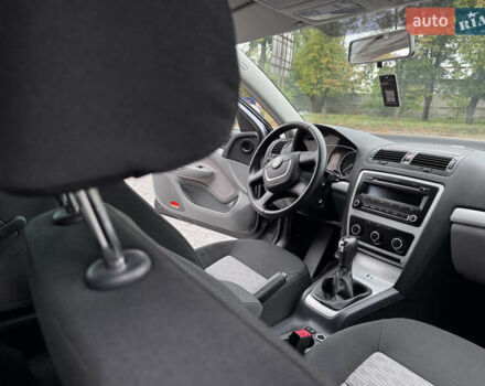 Серый Шкода Октавия, объемом двигателя 1.8 л и пробегом 175 тыс. км за 8700 $, фото 26 на Automoto.ua