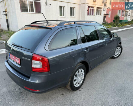Серый Шкода Октавия, объемом двигателя 1.6 л и пробегом 147 тыс. км за 9000 $, фото 3 на Automoto.ua