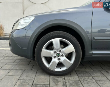 Серый Шкода Октавия, объемом двигателя 2 л и пробегом 211 тыс. км за 13200 $, фото 41 на Automoto.ua