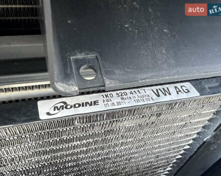 Серый Шкода Октавия, объемом двигателя 2 л и пробегом 211 тыс. км за 12850 $, фото 155 на Automoto.ua