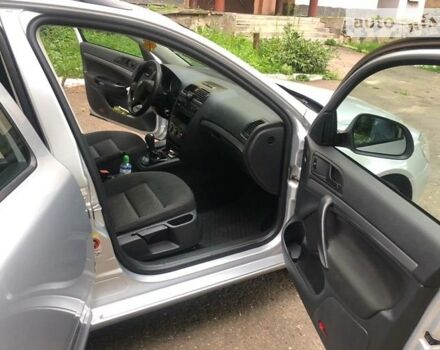 Шкода Октавія 2011 у Чернівцях на Automoto.ua Сірий Шкода Октавія, об'ємом двигуна 1.6 л та пробігом 301 тис. км за 4900 $, фото 9 на Automoto.ua