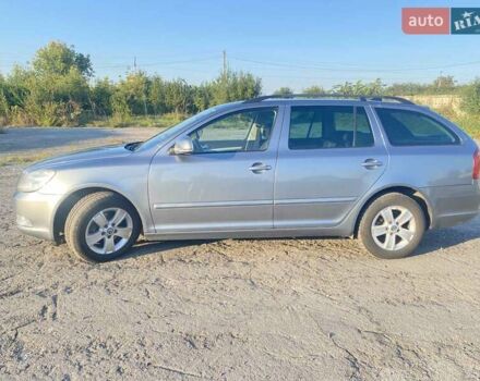 Шкода Октавия 2011 в Полонном на Automoto.ua Серый Шкода Октавия, объемом двигателя 1.6 л и пробегом 240 тыс. км за 7650 $, фото 1 на Automoto.ua