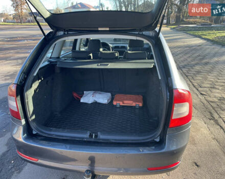 Серый Шкода Октавия, объемом двигателя 1.6 л и пробегом 285 тыс. км за 7500 $, фото 8 на Automoto.ua