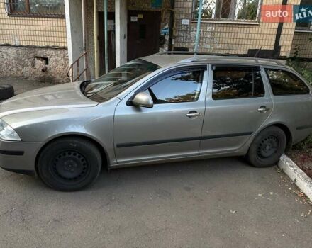 Сірий Шкода Октавія, об'ємом двигуна 1.6 л та пробігом 220 тис. км за 7500 $, фото 4 на Automoto.ua