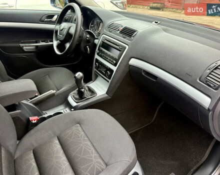 Серый Шкода Октавия, объемом двигателя 1.4 л и пробегом 181 тыс. км за 5999 $, фото 21 на Automoto.ua