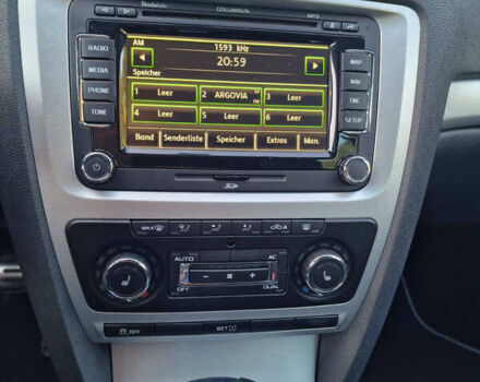 Серый Шкода Октавия, объемом двигателя 2 л и пробегом 217 тыс. км за 9500 $, фото 17 на Automoto.ua