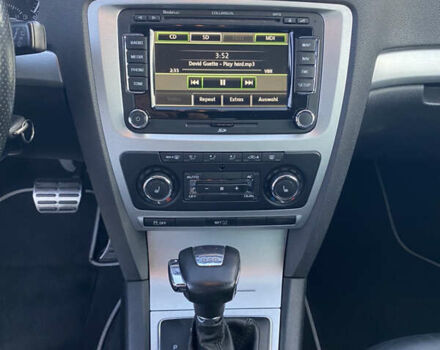 Серый Шкода Октавия, объемом двигателя 2 л и пробегом 218 тыс. км за 9900 $, фото 46 на Automoto.ua