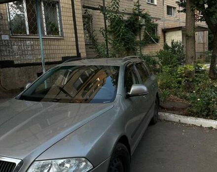 Сірий Шкода Октавія, об'ємом двигуна 1.6 л та пробігом 220 тис. км за 7500 $, фото 8 на Automoto.ua