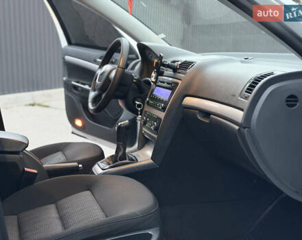 Сірий Шкода Октавія, об'ємом двигуна 1.8 л та пробігом 300 тис. км за 5550 $, фото 16 на Automoto.ua