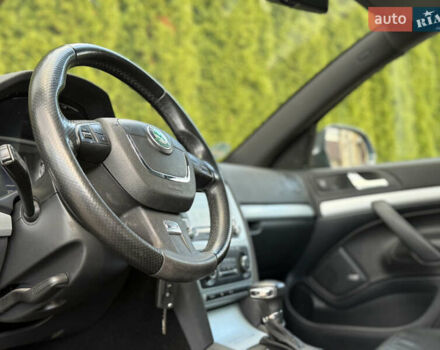 Серый Шкода Октавия, объемом двигателя 2 л и пробегом 230 тыс. км за 9499 $, фото 48 на Automoto.ua