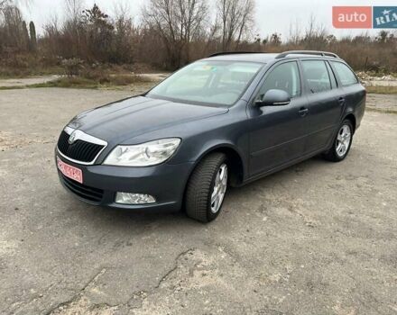 Серый Шкода Октавия, объемом двигателя 1.8 л и пробегом 225 тыс. км за 7200 $, фото 2 на Automoto.ua