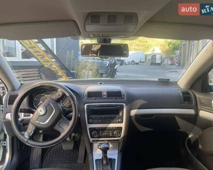 Серый Шкода Октавия, объемом двигателя 1.8 л и пробегом 236 тыс. км за 9600 $, фото 9 на Automoto.ua