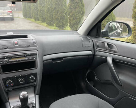 Сірий Шкода Октавія, об'ємом двигуна 1.4 л та пробігом 175 тис. км за 7000 $, фото 20 на Automoto.ua