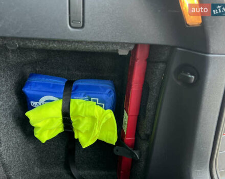 Серый Шкода Октавия, объемом двигателя 2 л и пробегом 211 тыс. км за 13200 $, фото 117 на Automoto.ua