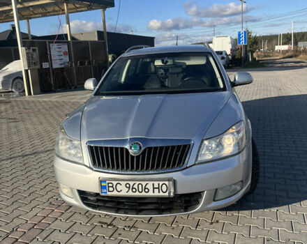 Серый Шкода Октавия, объемом двигателя 1.97 л и пробегом 289 тыс. км за 10000 $, фото 1 на Automoto.ua