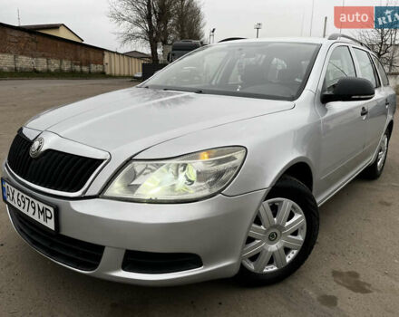 Серый Шкода Октавия, объемом двигателя 1.6 л и пробегом 331 тыс. км за 6650 $, фото 3 на Automoto.ua
