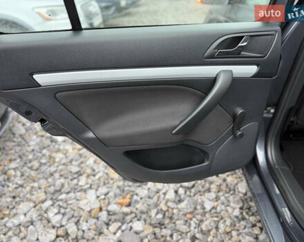 Серый Шкода Октавия, объемом двигателя 1.6 л и пробегом 196 тыс. км за 9850 $, фото 22 на Automoto.ua