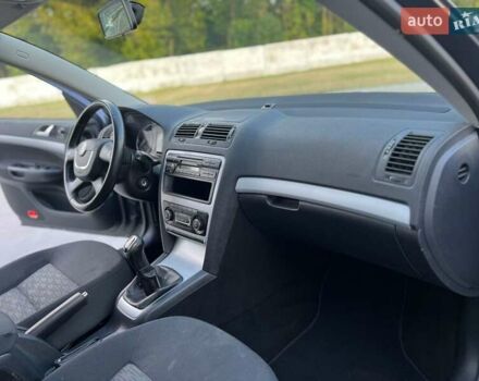 Серый Шкода Октавия, объемом двигателя 1.8 л и пробегом 172 тыс. км за 8000 $, фото 13 на Automoto.ua