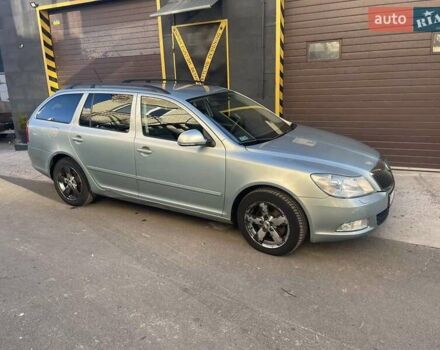 Серый Шкода Октавия, объемом двигателя 1.8 л и пробегом 236 тыс. км за 9600 $, фото 7 на Automoto.ua