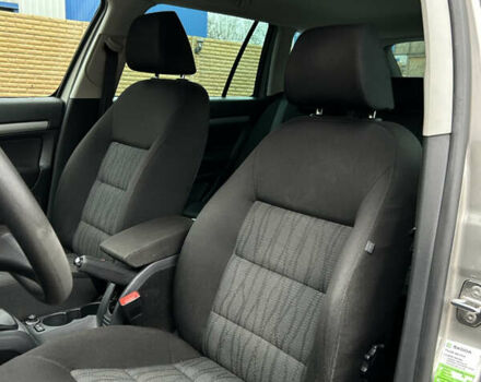 Серый Шкода Октавия, объемом двигателя 1.6 л и пробегом 161 тыс. км за 9600 $, фото 17 на Automoto.ua