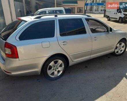 Шкода Октавия 2011 в Черновцах на Automoto.ua Серый Шкода Октавия, объемом двигателя 1.6 л и пробегом 407 тыс. км за 8000 $, фото 7 на Automoto.ua