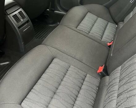 Сірий Шкода Октавія, об'ємом двигуна 2 л та пробігом 184 тис. км за 11300 $, фото 28 на Automoto.ua