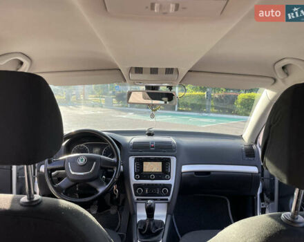 Серый Шкода Октавия, объемом двигателя 1.6 л и пробегом 295 тыс. км за 6800 $, фото 25 на Automoto.ua