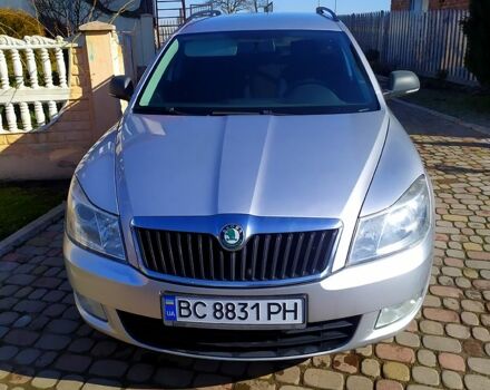 Сірий Шкода Октавія, об'ємом двигуна 1.6 л та пробігом 280 тис. км за 5999 $, фото 4 на Automoto.ua