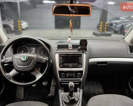 Серый Шкода Октавия, объемом двигателя 1.8 л и пробегом 276 тыс. км за 8800 $, фото 10 на Automoto.ua