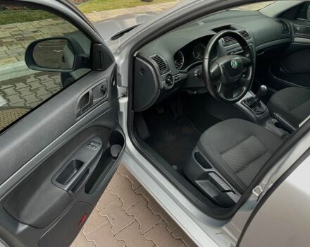 Серый Шкода Октавия, объемом двигателя 1.6 л и пробегом 215 тыс. км за 7700 $, фото 8 на Automoto.ua