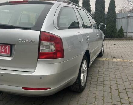 Сірий Шкода Октавія, об'ємом двигуна 2 л та пробігом 184 тис. км за 11300 $, фото 4 на Automoto.ua