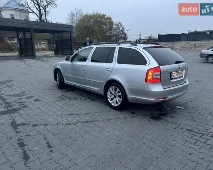 Серый Шкода Октавия, объемом двигателя 1.6 л и пробегом 211 тыс. км за 9449 $, фото 4 на Automoto.ua