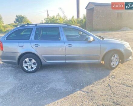 Шкода Октавия 2011 в Полонном на Automoto.ua Серый Шкода Октавия, объемом двигателя 1.6 л и пробегом 240 тыс. км за 7650 $, фото 4 на Automoto.ua