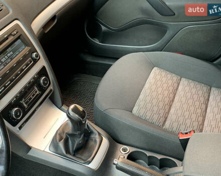 Сірий Шкода Октавія, об'ємом двигуна 1.39 л та пробігом 159 тис. км за 7999 $, фото 23 на Automoto.ua