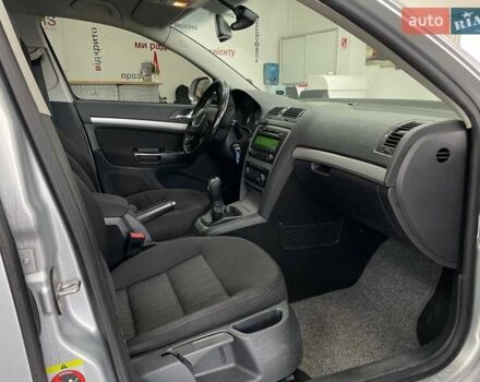 Сірий Шкода Октавія, об'ємом двигуна 1.6 л та пробігом 250 тис. км за 7790 $, фото 24 на Automoto.ua