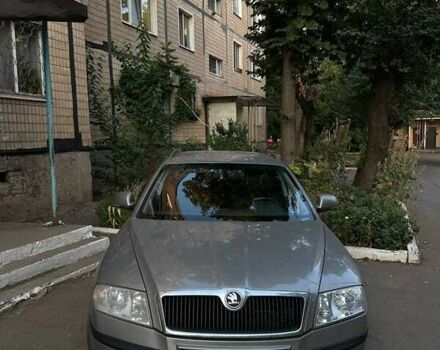 Сірий Шкода Октавія, об'ємом двигуна 1.6 л та пробігом 220 тис. км за 7500 $, фото 2 на Automoto.ua